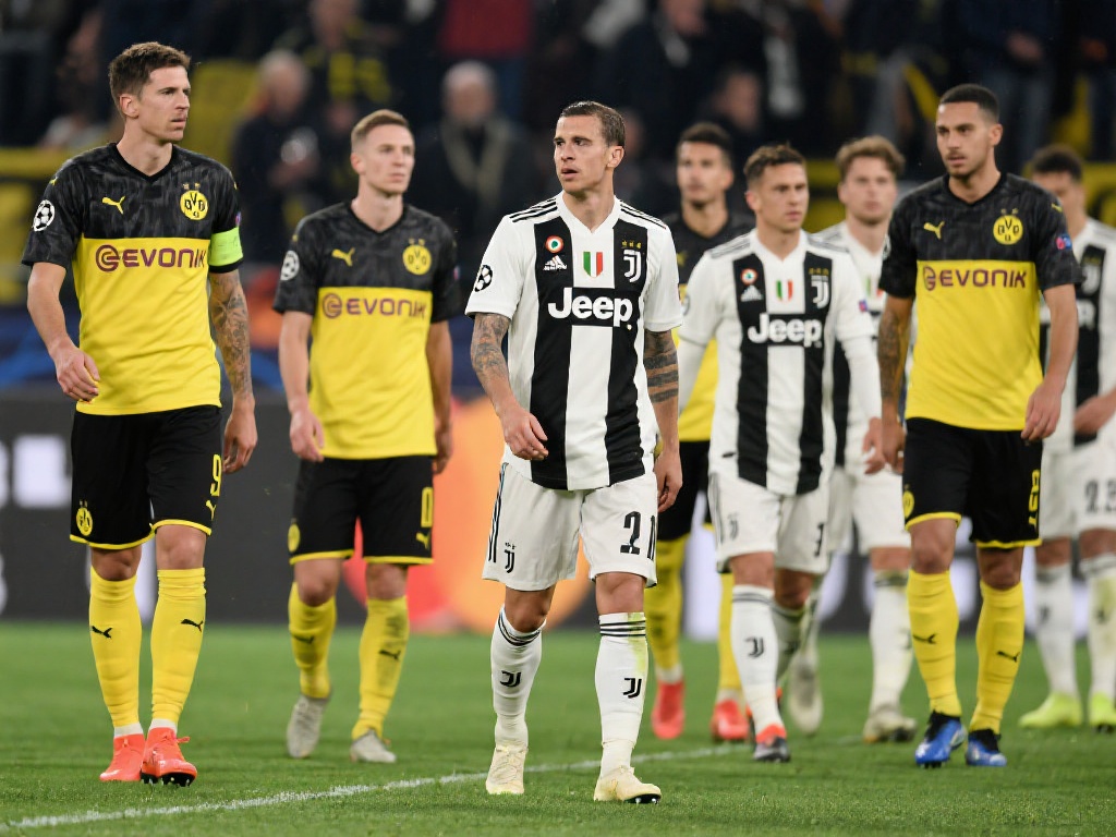 前场的默契 前场的默契